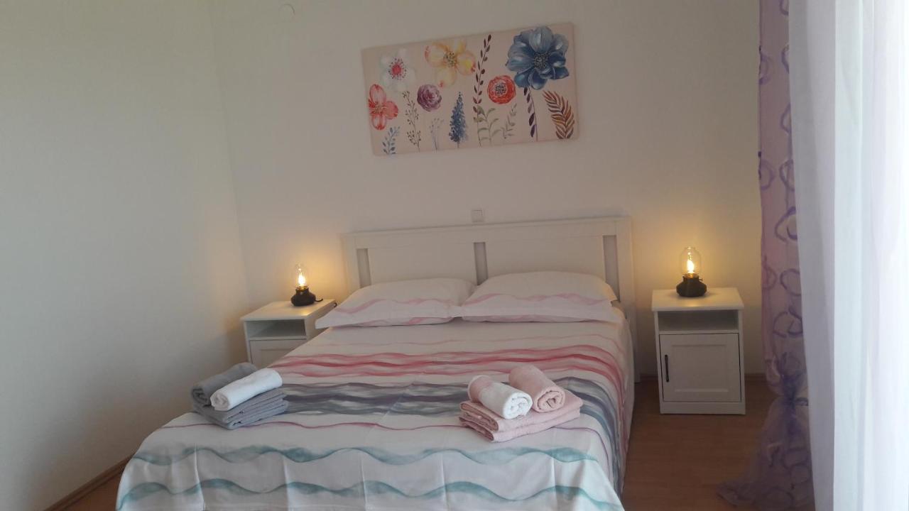 Apartman Barbat-Za Cijelu Obitelj Barbat na Rabu Exterior photo
